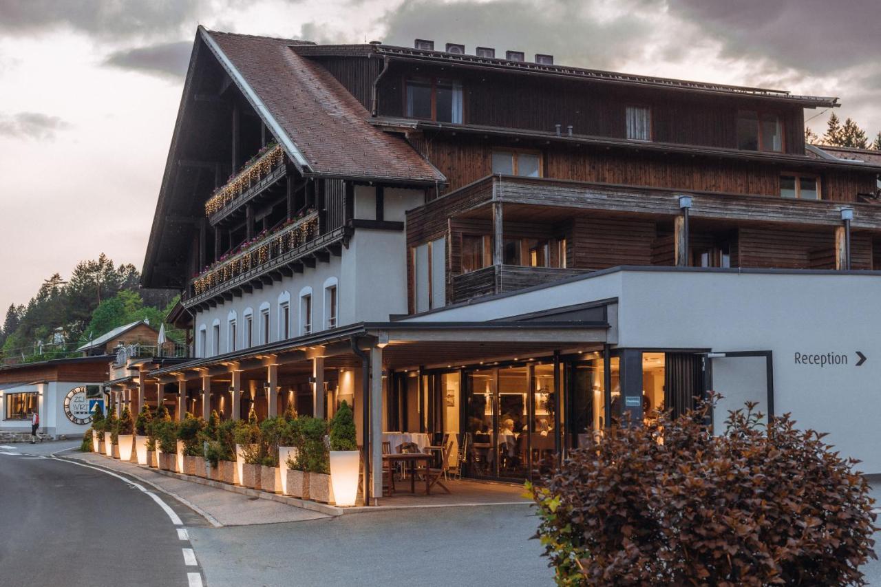 Alpen Adria Hotel & Spa Lake Pressegg Exterior photo