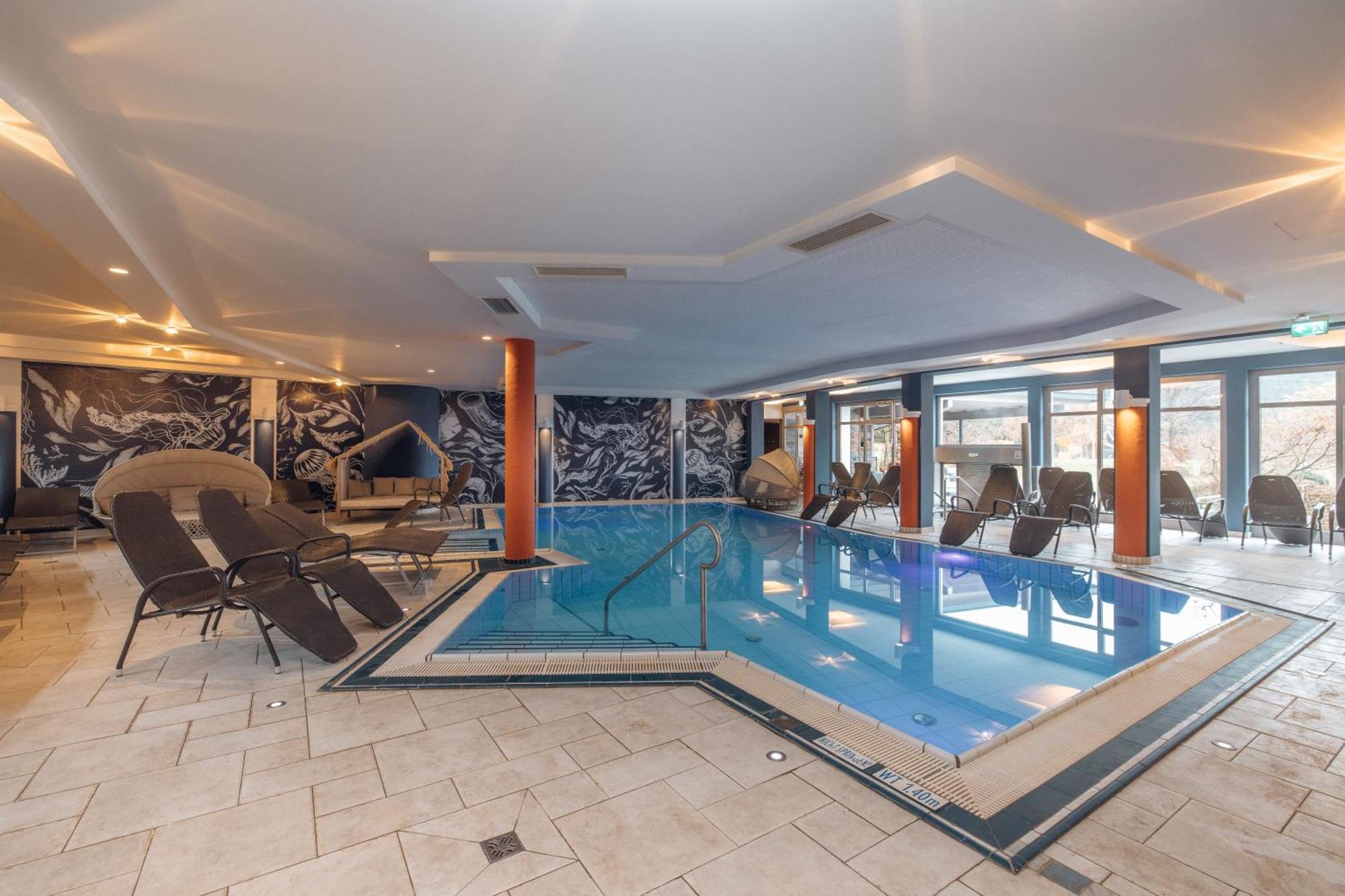 Alpen Adria Hotel & Spa Lake Pressegg Exterior photo